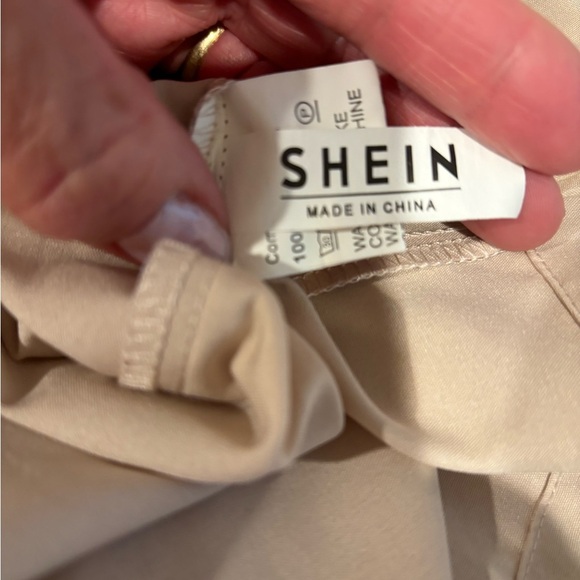 SHEIN Men’s button down casual flat collar cream shirt size L - Picture 4 of 4